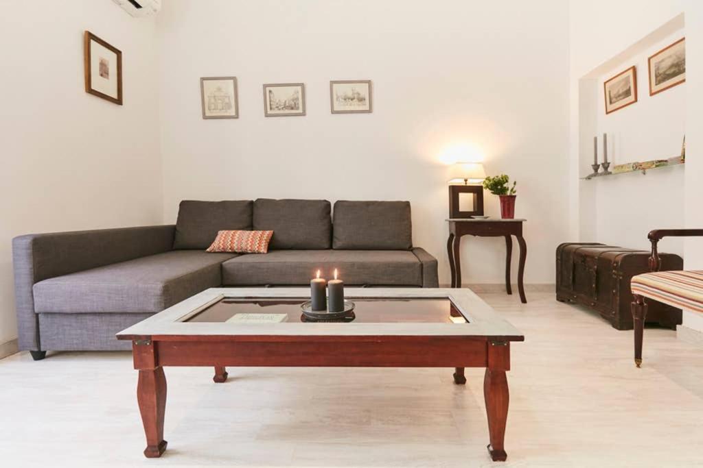 Original Y Coqueto Apartamento Junto A Plaza Mayor Apartment Madrid Exterior photo